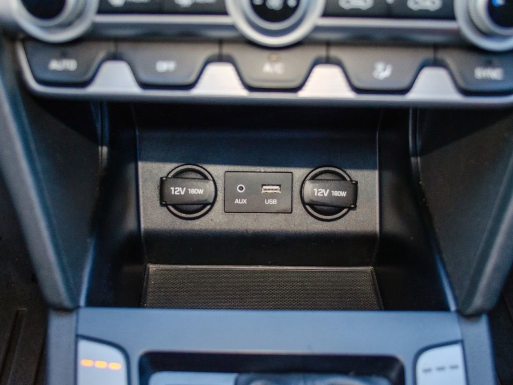 Used 2020 Hyundai Elantra Value Edition w/ Cargo Package (C1) image 22
