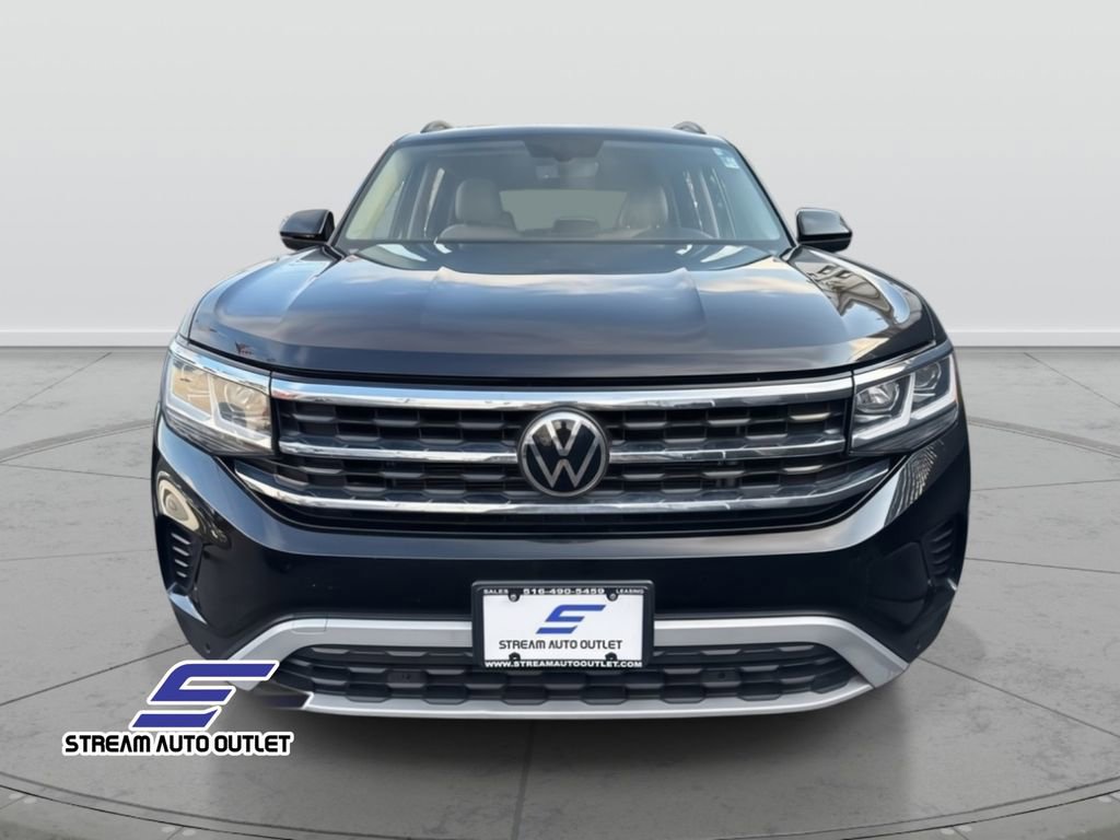 Used 2022 Volkswagen Atlas SE image 2