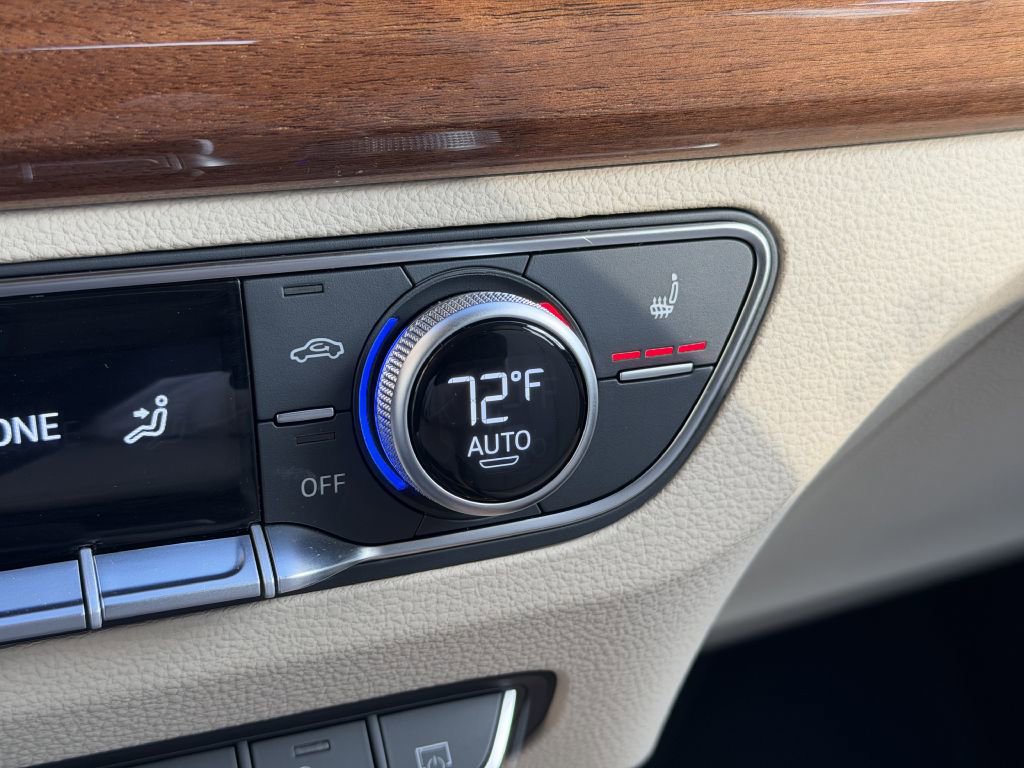 Used 2022 Audi Q5 2.0T Premium w/ Convenience Package image 40