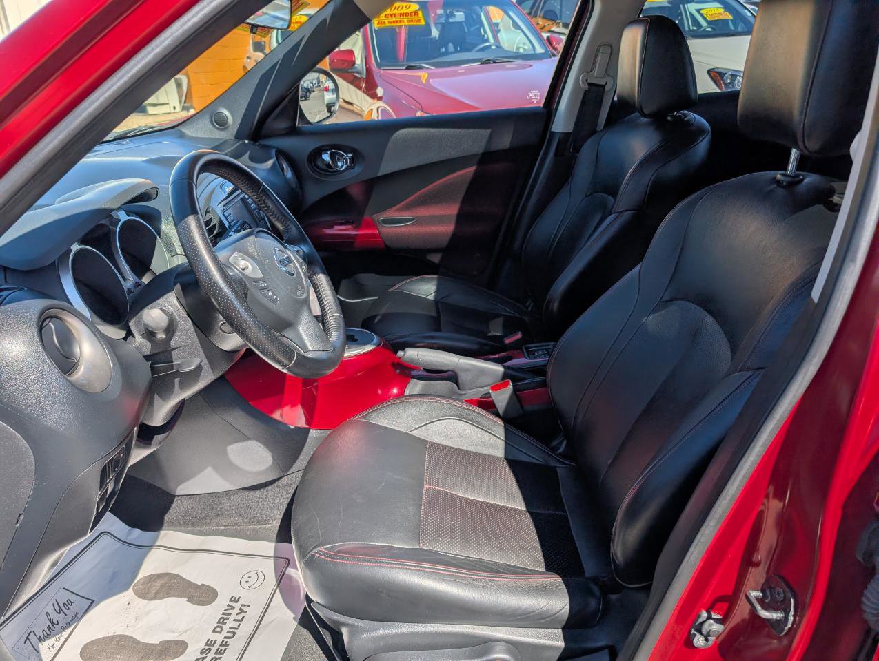 Used 2011 Nissan Juke SL w/ Sport Pkg image 8