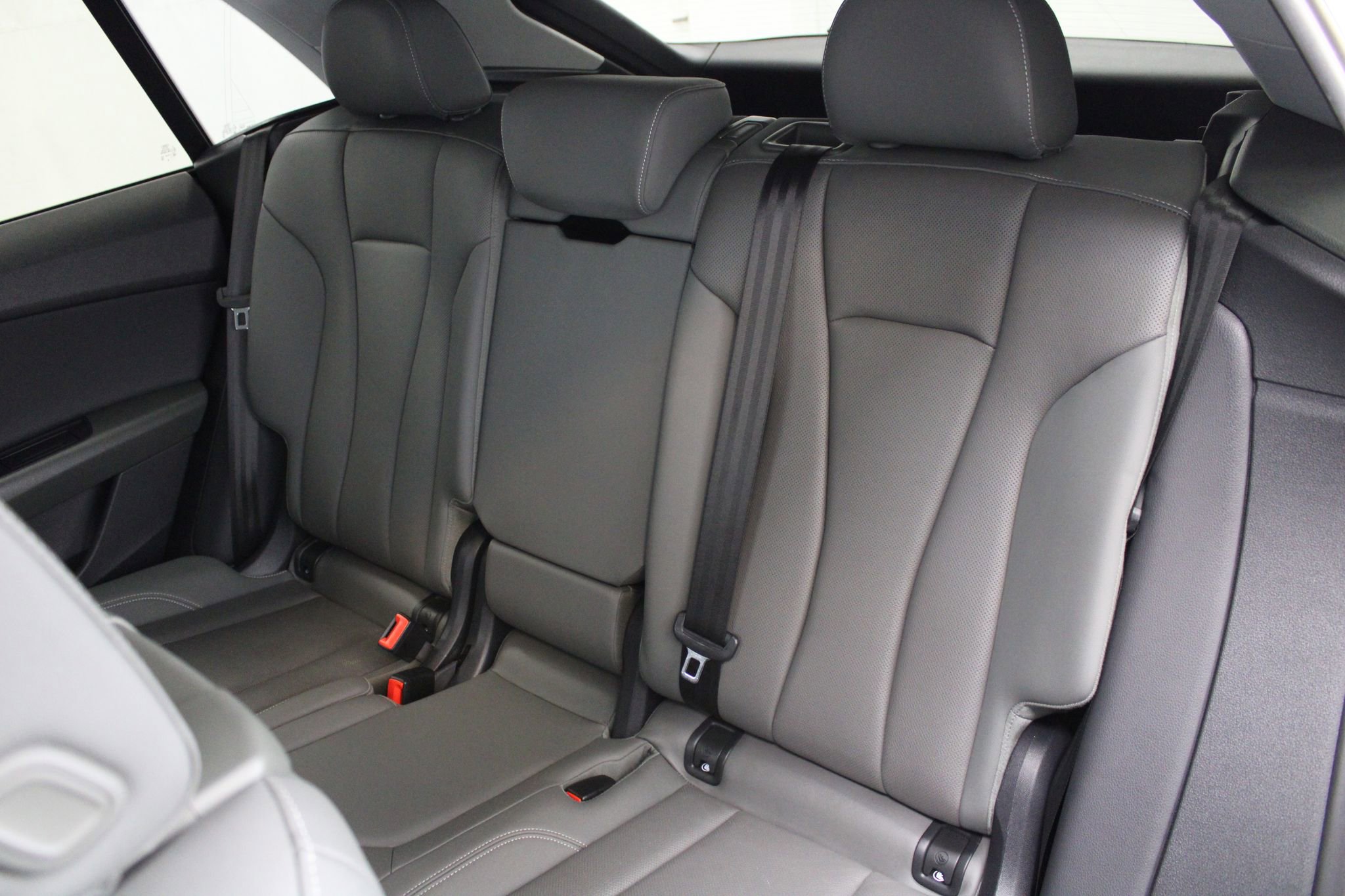 Used 2020 Audi Q8 Premium Plus AWD/4WD image 24