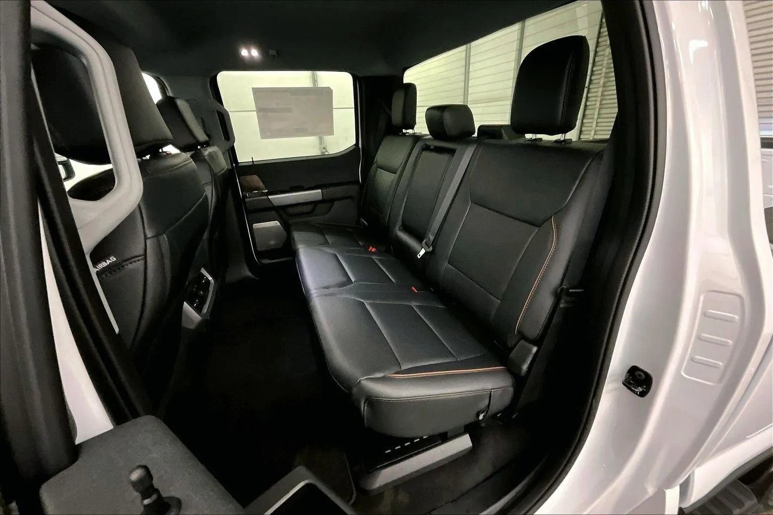 New 2026 Ford F250 Lariat image 25