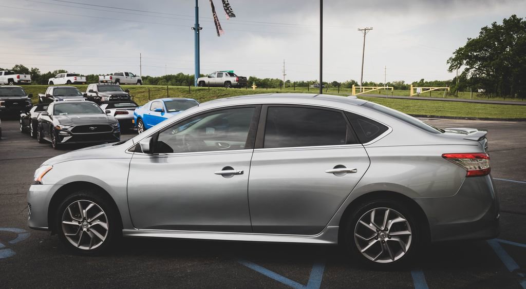 Used 2014 Nissan Sentra SR w/ Premium Package FWD image 6