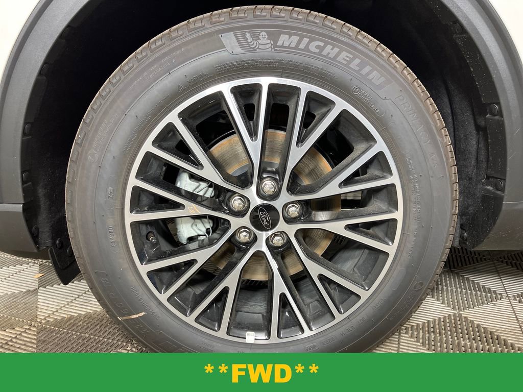 New 2026 Ford Escape Base w/ PHEV Premium Package image 12