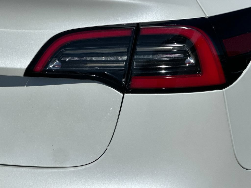 Used 2020 Tesla Model 3 RWD image 24