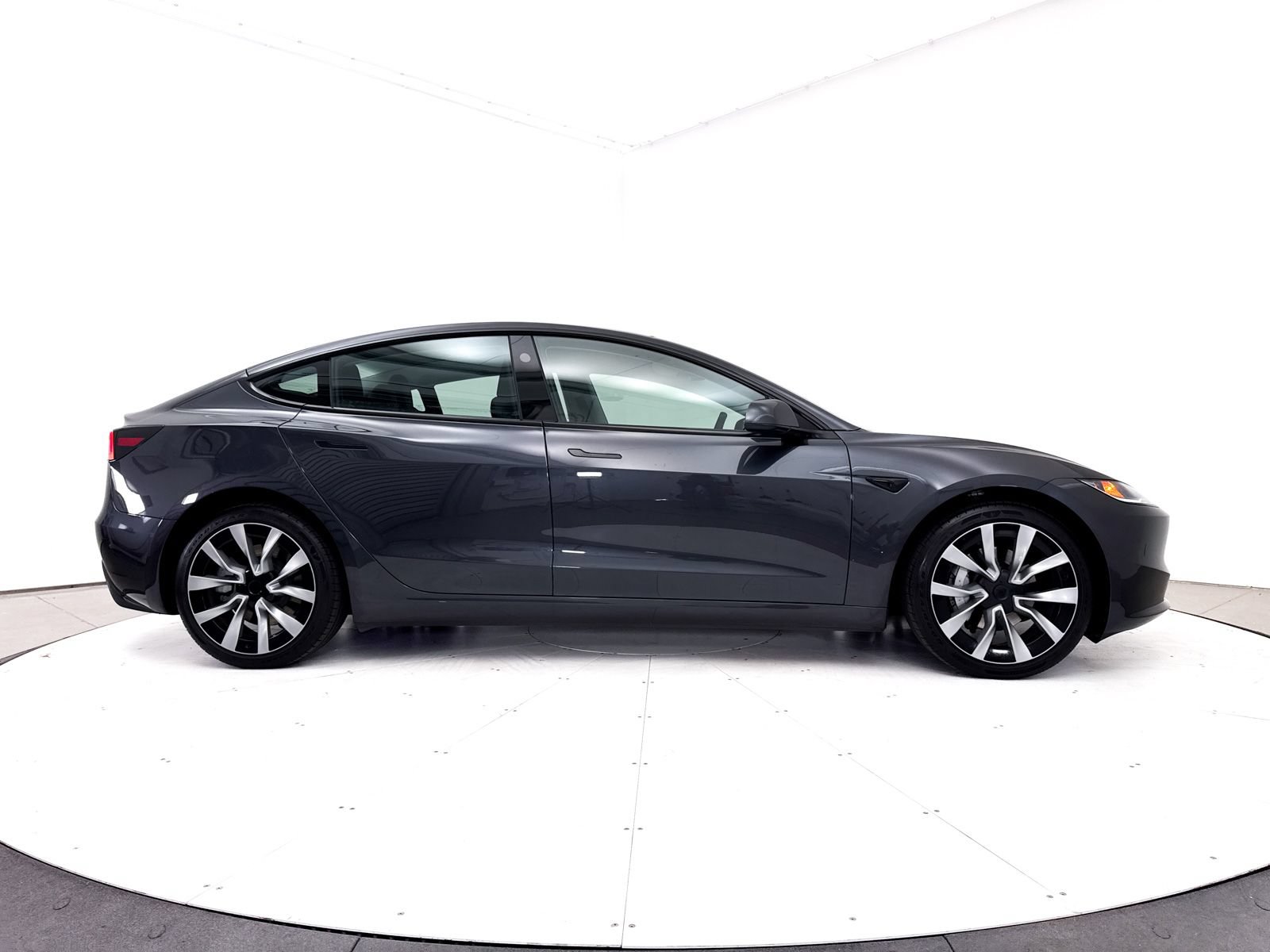 Used 2024 Tesla Model 3 Long Range RWD image 44