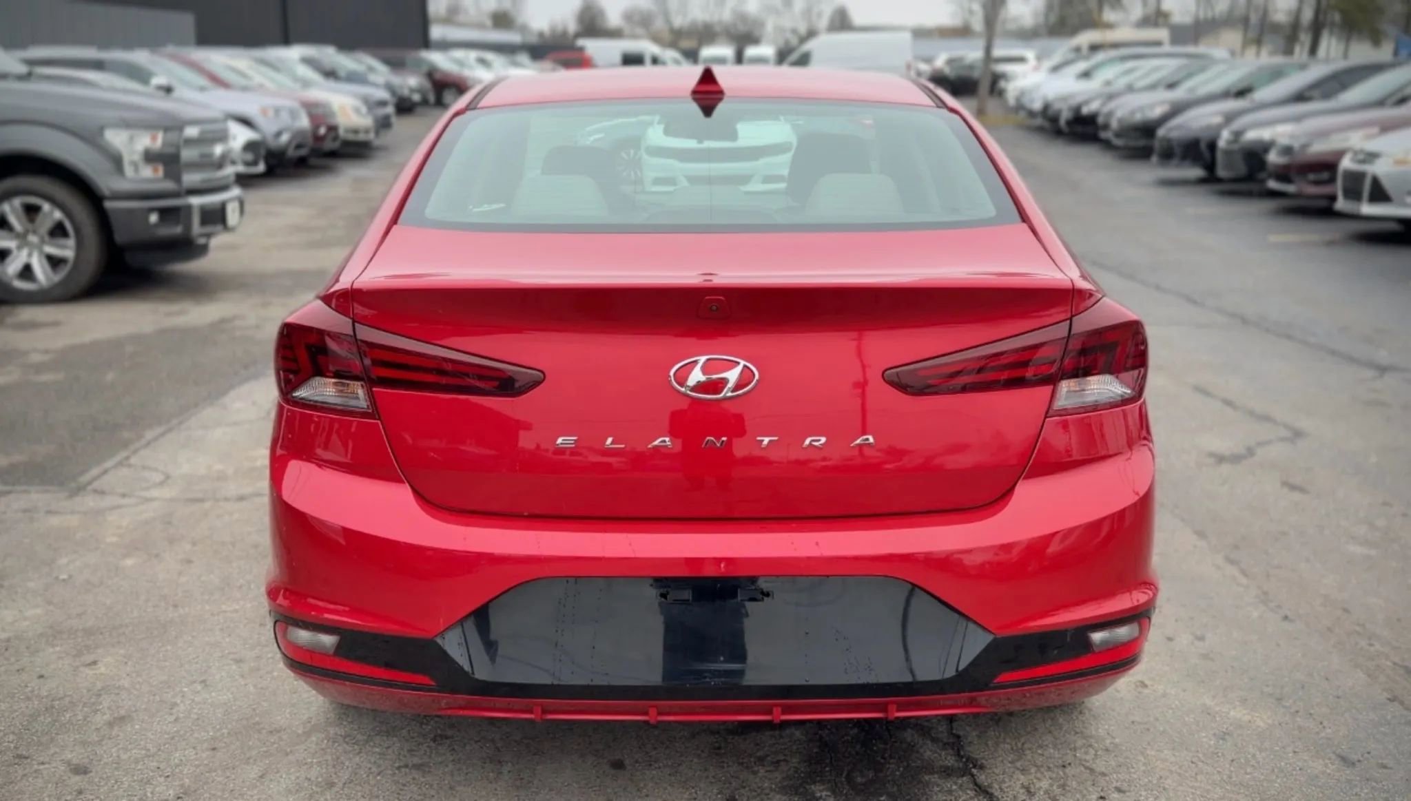 Used 2020 Hyundai Elantra SEL FWD image 4