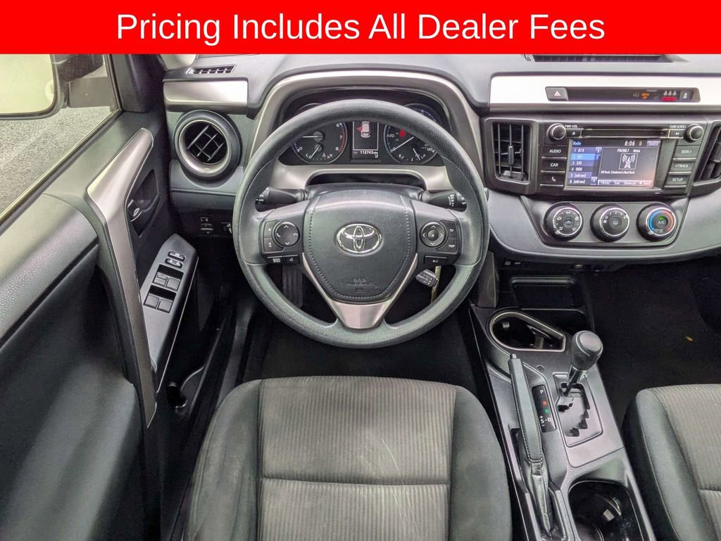 Used 2018 Toyota RAV4 LE FWD image 17