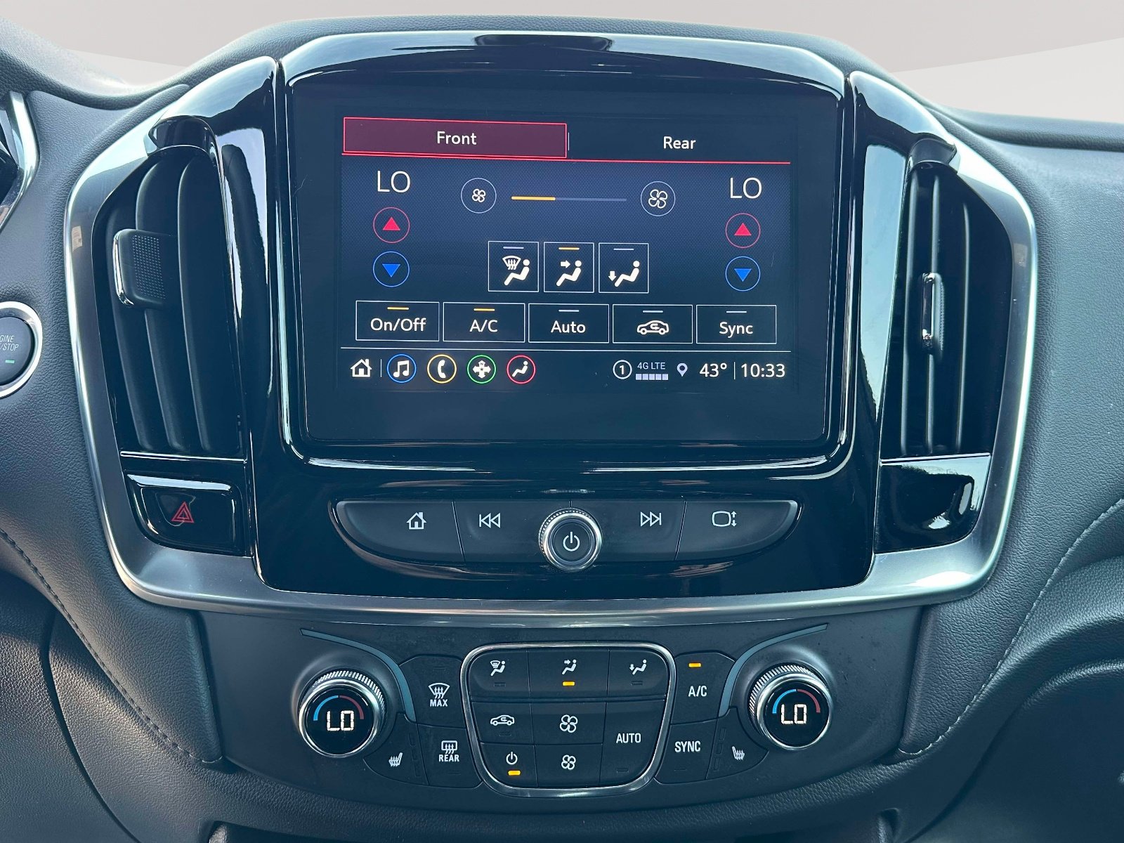 Certified 2023 Chevrolet Traverse LT image 11