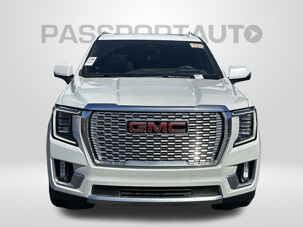 Used 2024 GMC Yukon XL Denali w/ Denali Reserve Package image 7