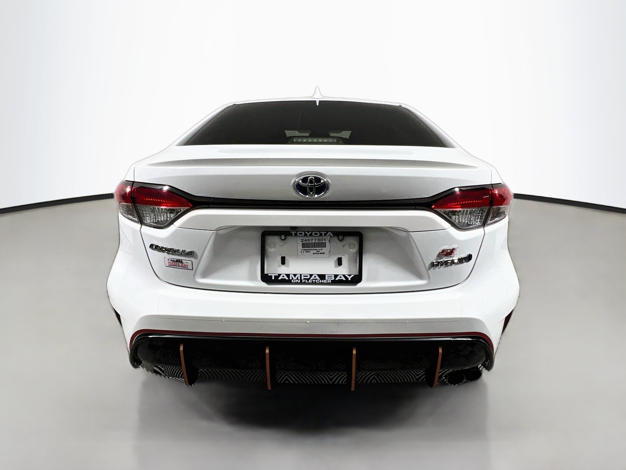 Used 2023 Toyota Corolla SE FWD image 6