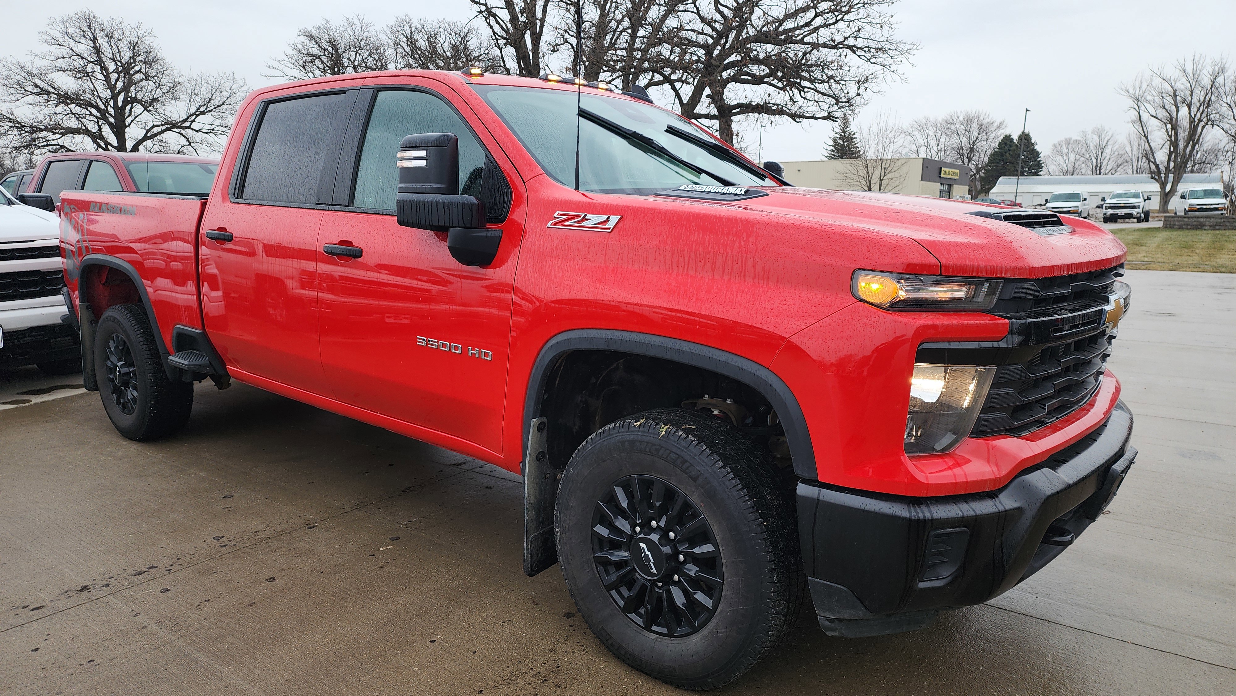 Used 2025 Chevrolet Silverado 3500 W/T AWD/4WD image 3