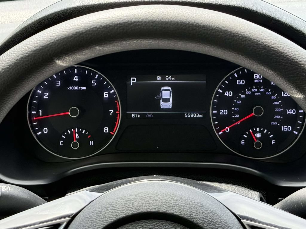 Used 2022 Kia Forte LXS FWD image 17