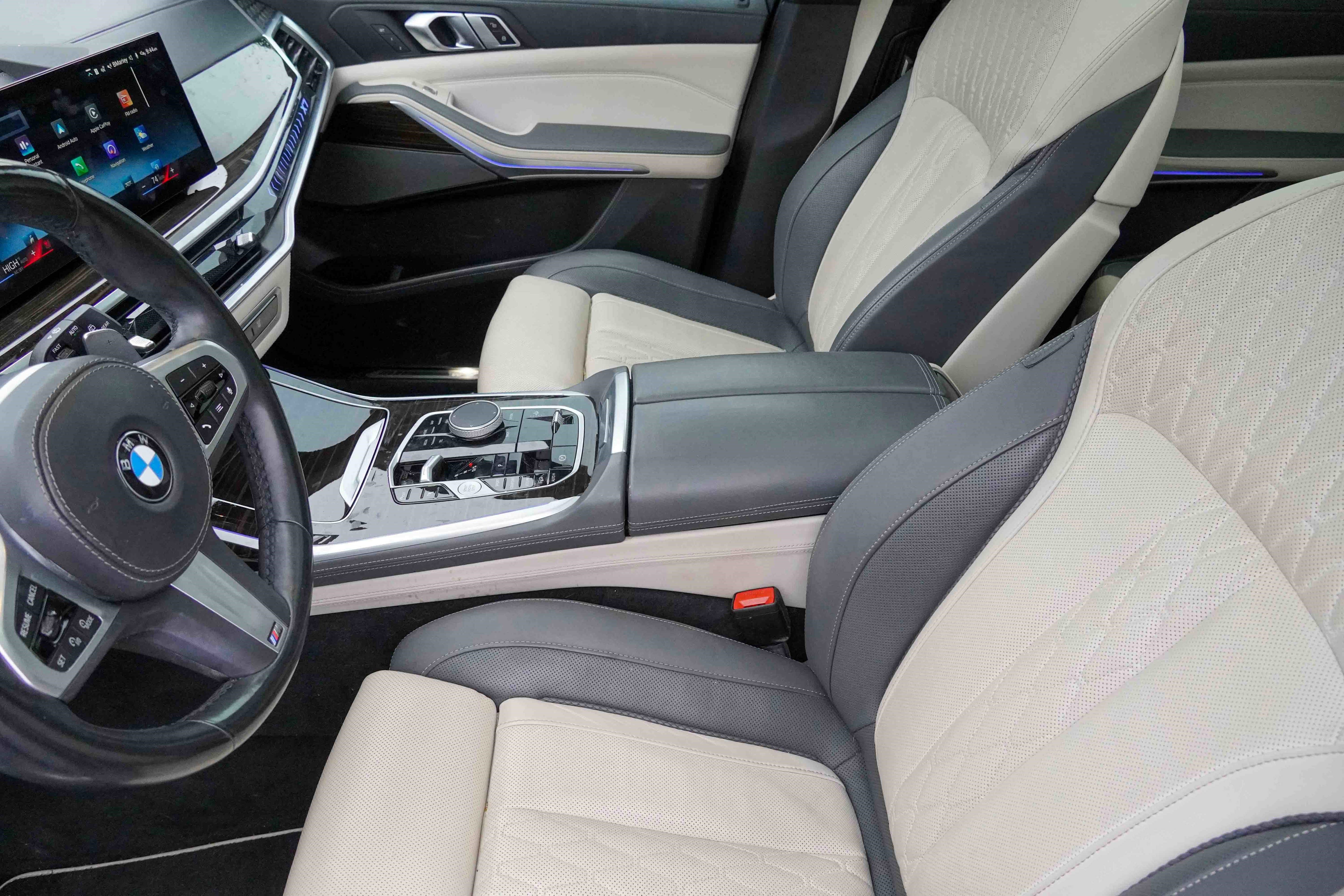 Certified 2023 BMW X7 xDrive40i w/ M Sport Package image 11