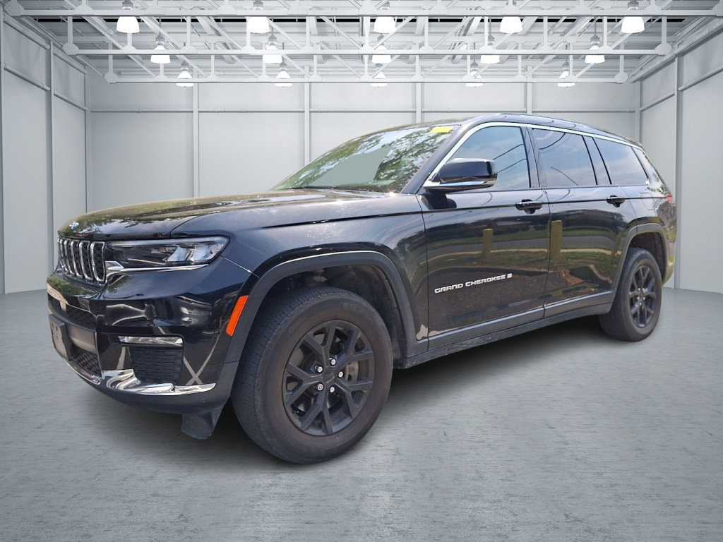 Used 2023 Jeep Grand Cherokee L Limited AWD/4WD image 1