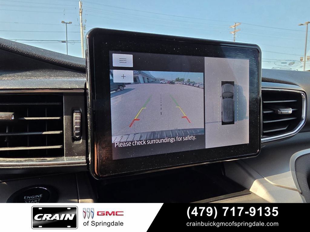 Used 2023 Ford Explorer XLT w/ Equipment Group 202A AWD/4WD image 18