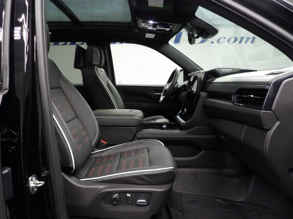 Used 2026 GMC Yukon AT4 Ultimate AWD/4WD image 39