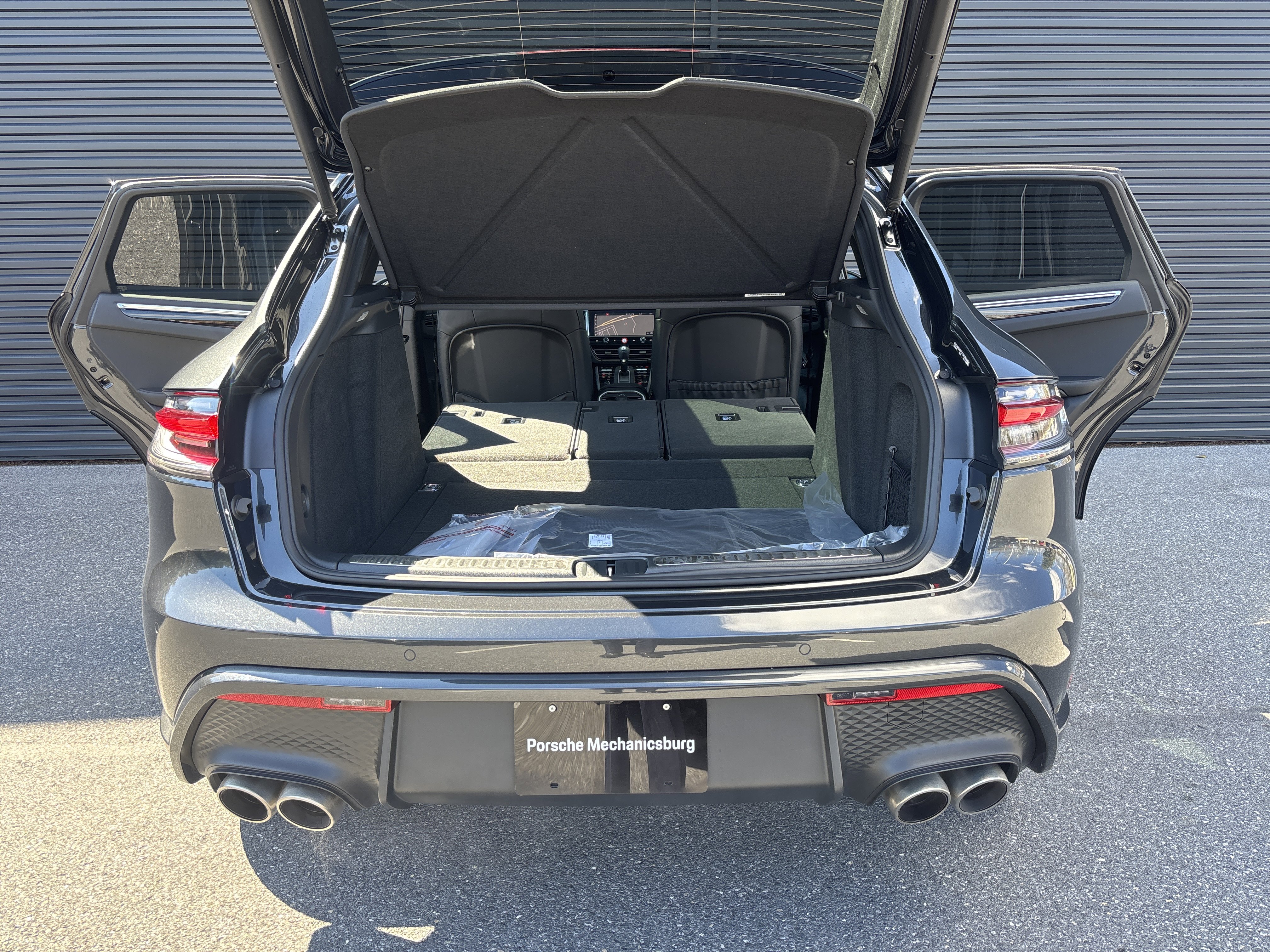 New 2026 Porsche Macan S AWD/4WD image 25
