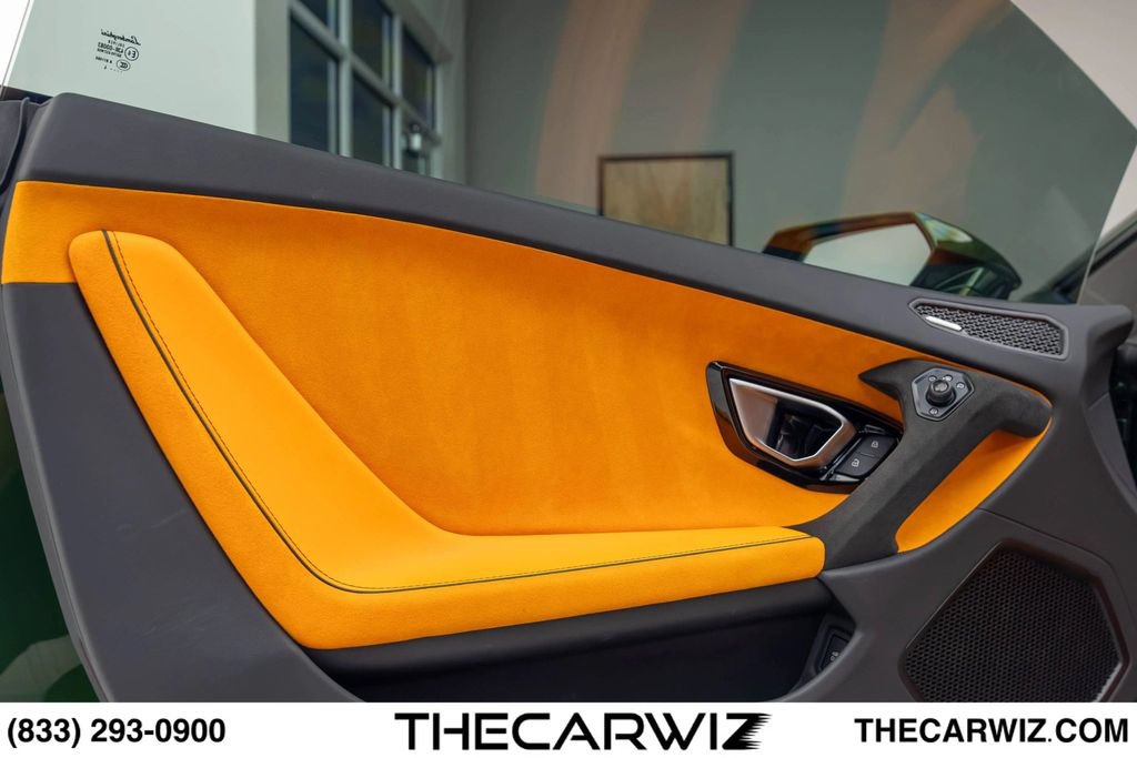Used 2024 Lamborghini Huracan Tecnica RWD image 56