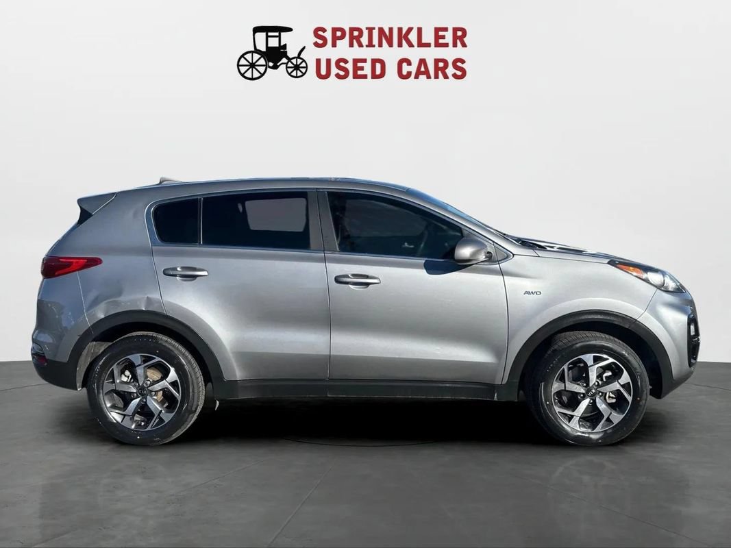 Used 2022 Kia Sportage LX AWD/4WD image 3