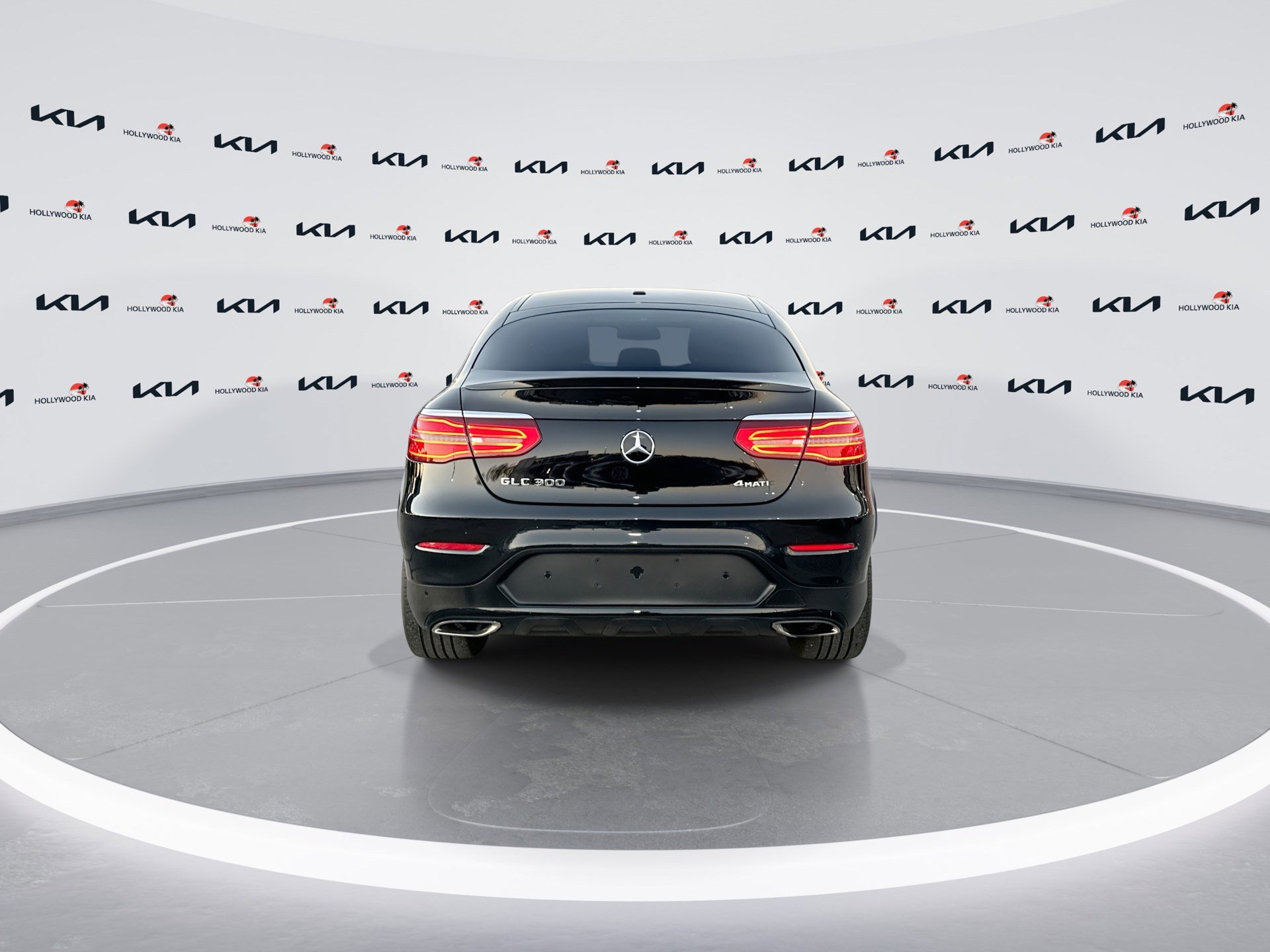 Used 2019 Mercedes-Benz GLC 300 4MATIC Coupe image 7