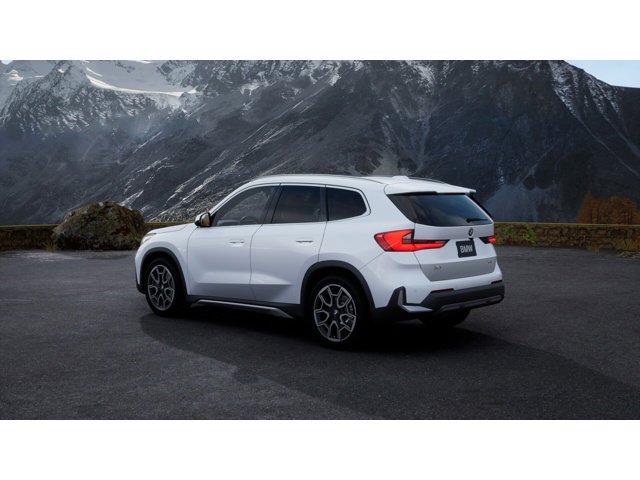 New 2026 BMW X1 xDrive28i w/ Convenience Package image 2