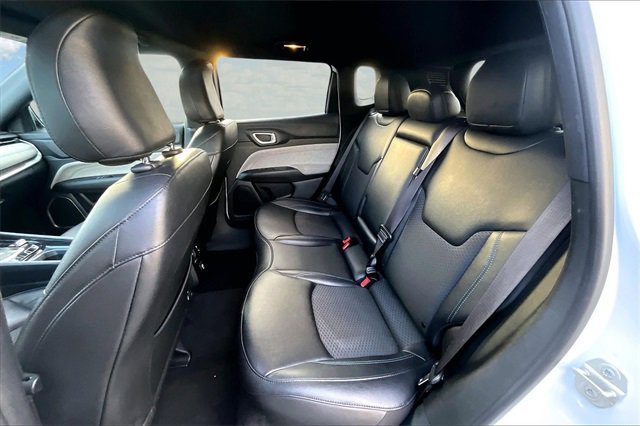 Used 2024 Jeep Compass Latitude image 20