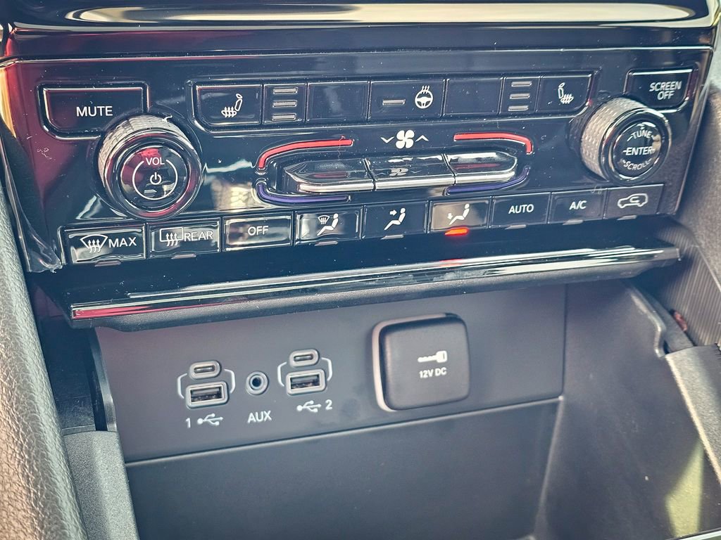 New 2025 Jeep Grand Cherokee L Limited w/ Black Appearance Package image 29