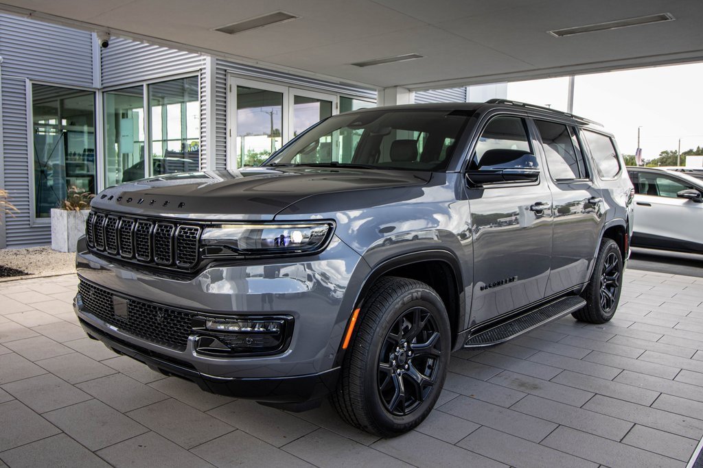 Used 2025 Jeep Wagoneer Series II image 10