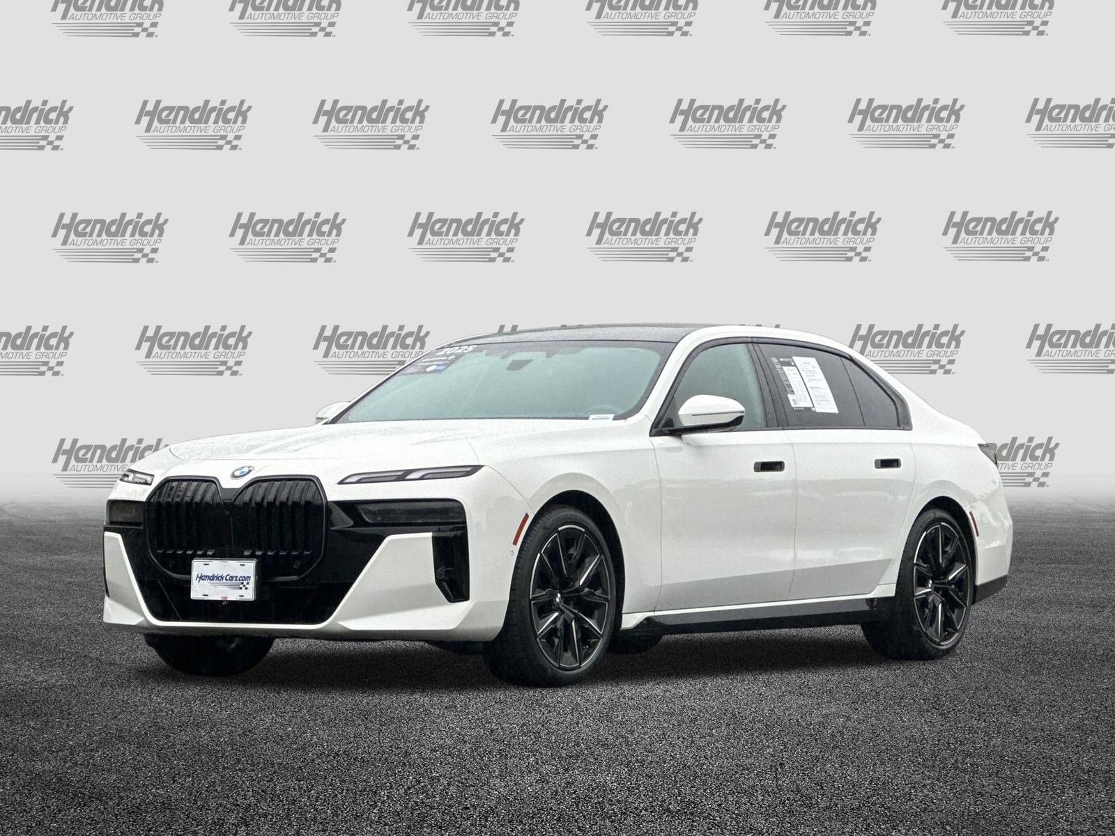 Certified 2025 BMW 740i RWD image 9