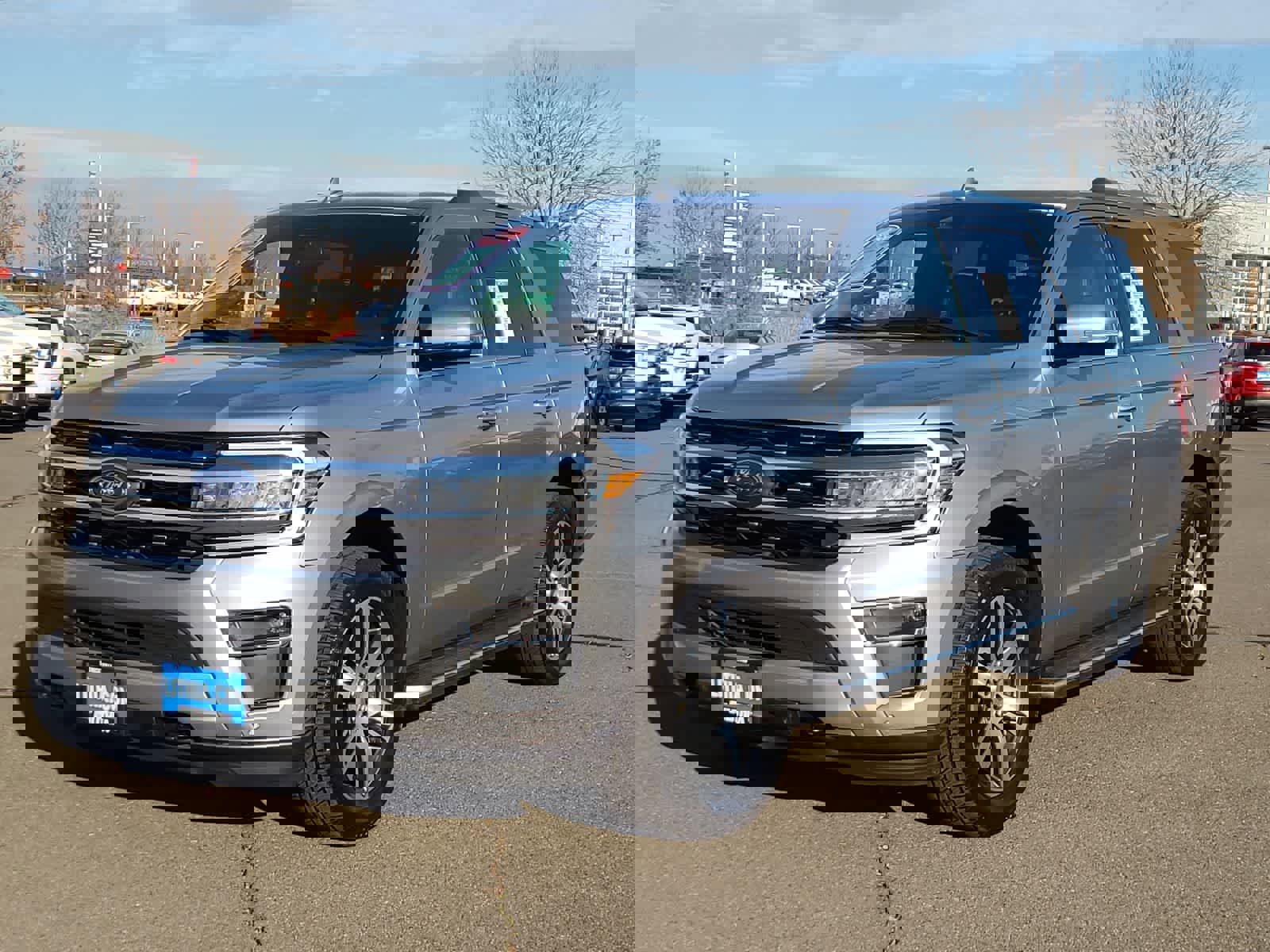 Used 2023 Ford Expedition Limited image 1