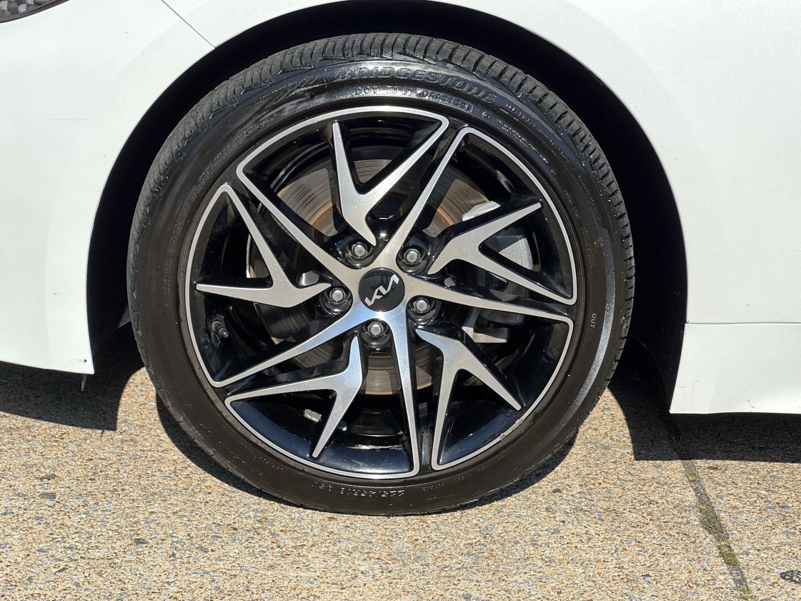 Used 2023 Kia Stinger GT-Line w/ Sun & Sound Package AWD/4WD image 25