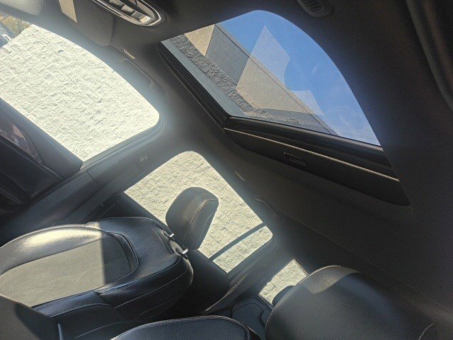 Used 2021 Jeep Grand Cherokee L Altitude image 12