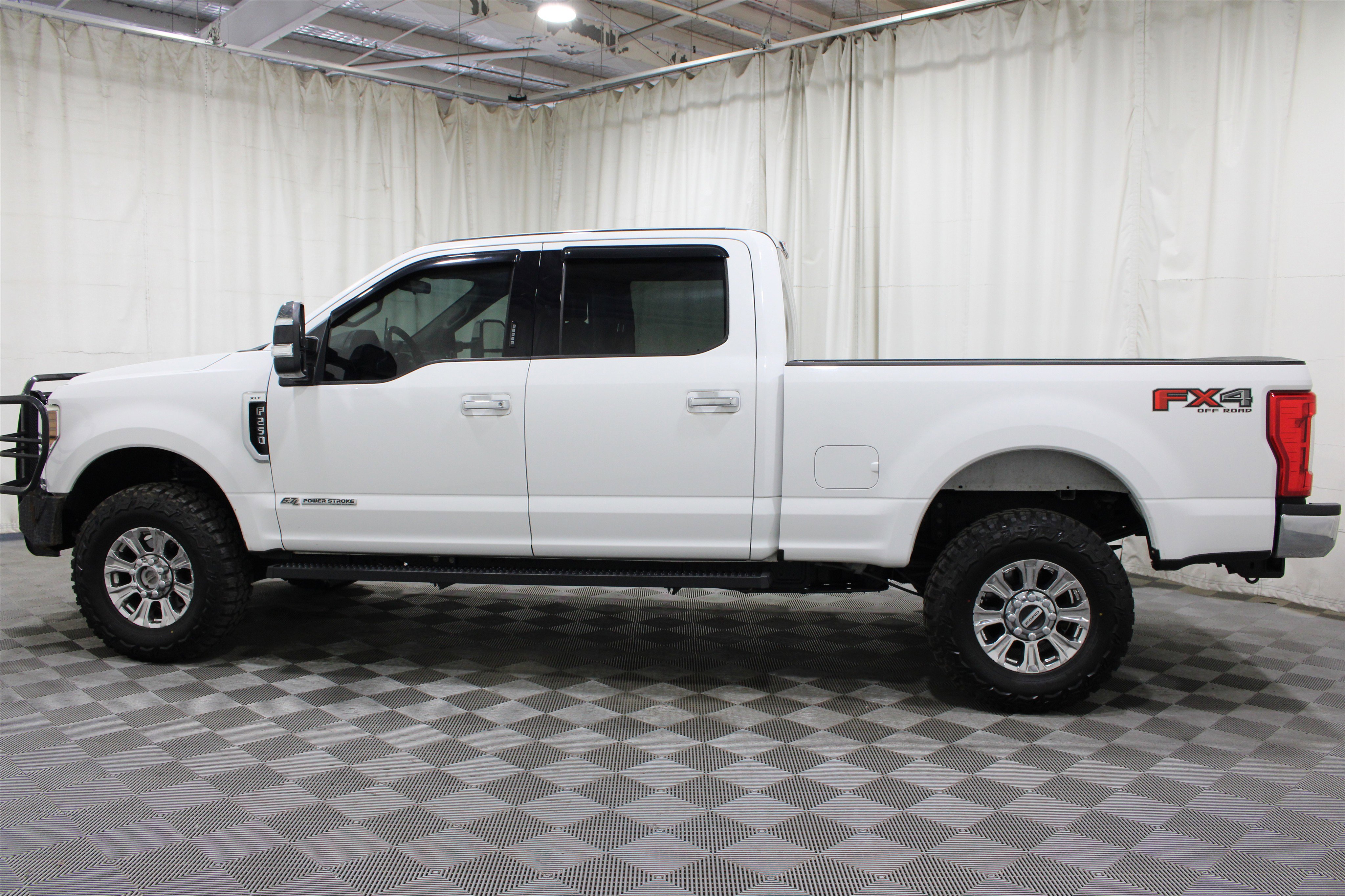 Used 2019 Ford F250 XLT w/ XLT Premium Package image 34