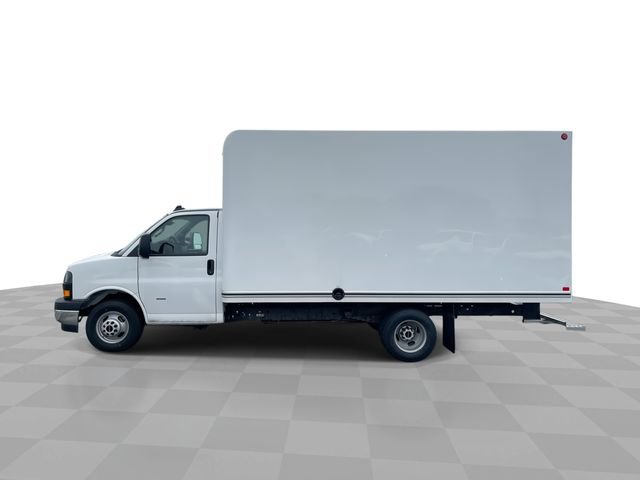 New 2025 GMC Savana 3500 w/ Power Convenience Package