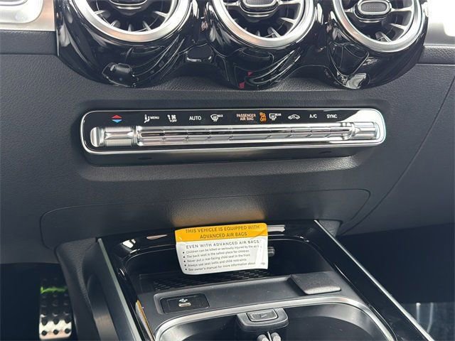 New 2026 Mercedes-Benz GLB 250 image 19
