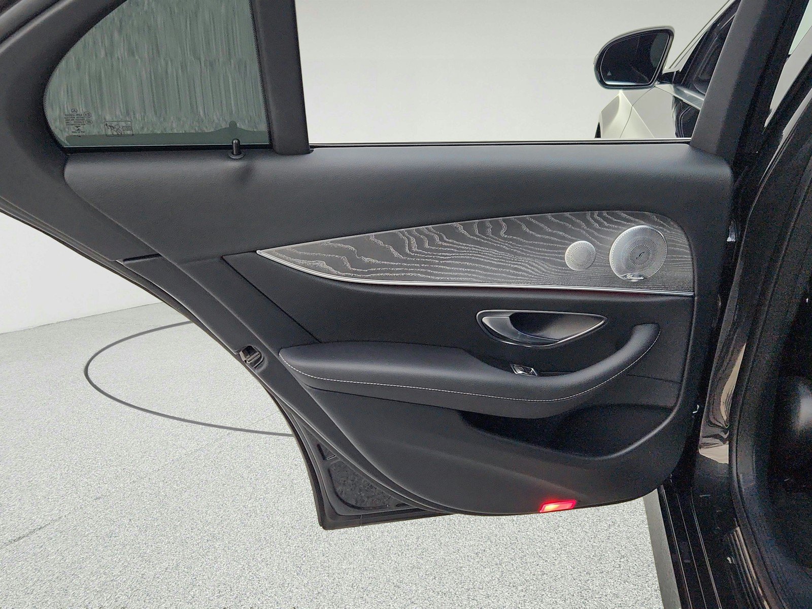 Used 2021 Mercedes-Benz E 350 Sedan image 31