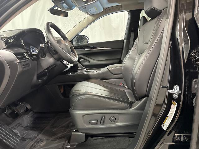 Certified 2025 INFINITI QX60 Pure image 3