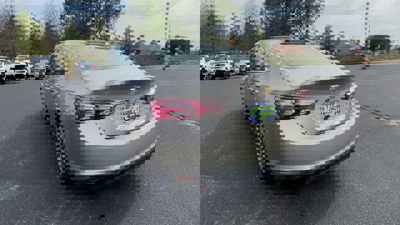 Used 2022 Chevrolet Malibu LT image 7