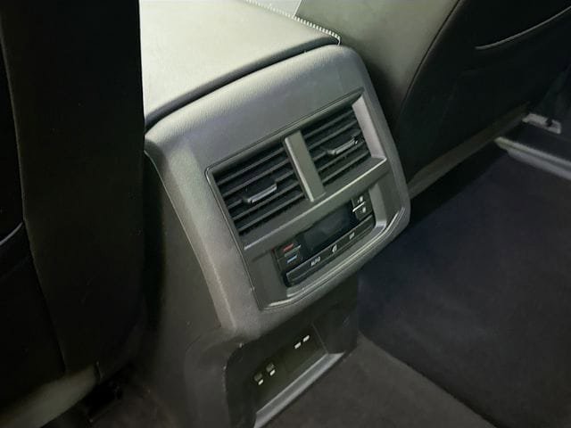 Used 2022 Volkswagen Atlas SE image 26