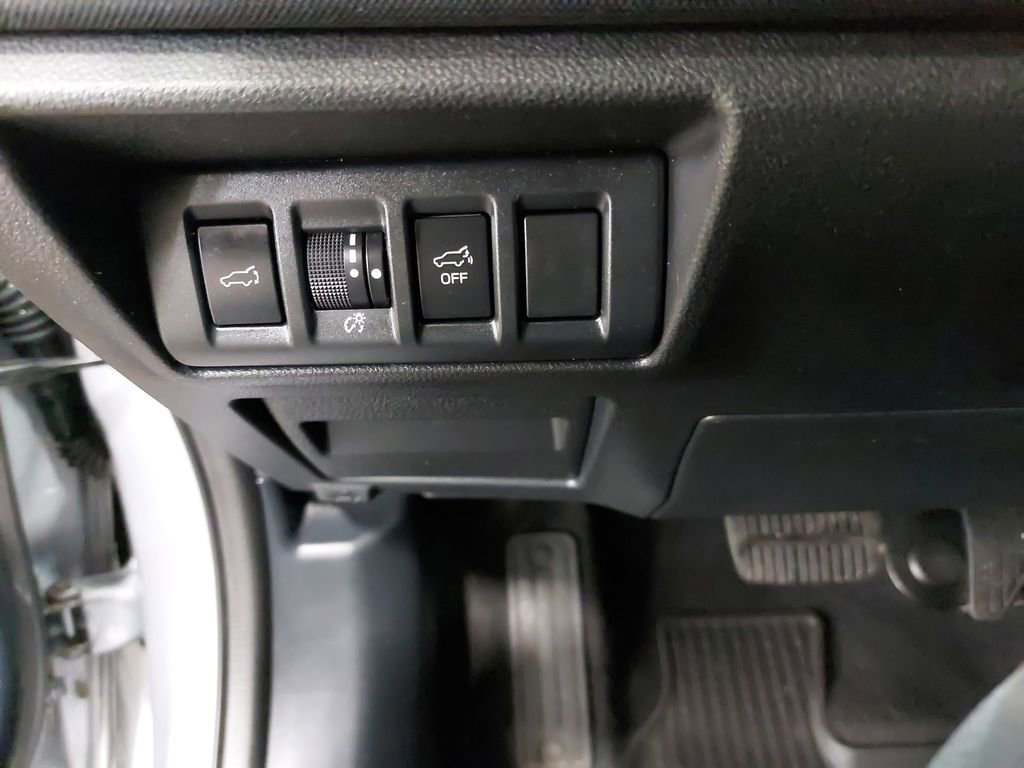 Used 2022 Subaru Outback Premium image 24