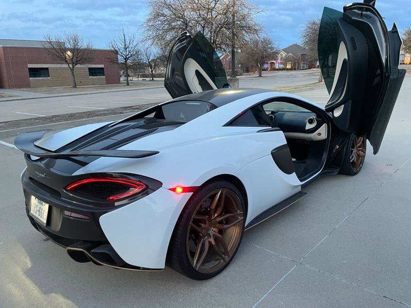 Used 2017 McLaren 570S Coupe RWD image 24