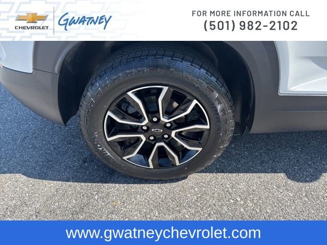 Used 2025 Chevrolet TrailBlazer ACTIV w/ Convenience Package image 11