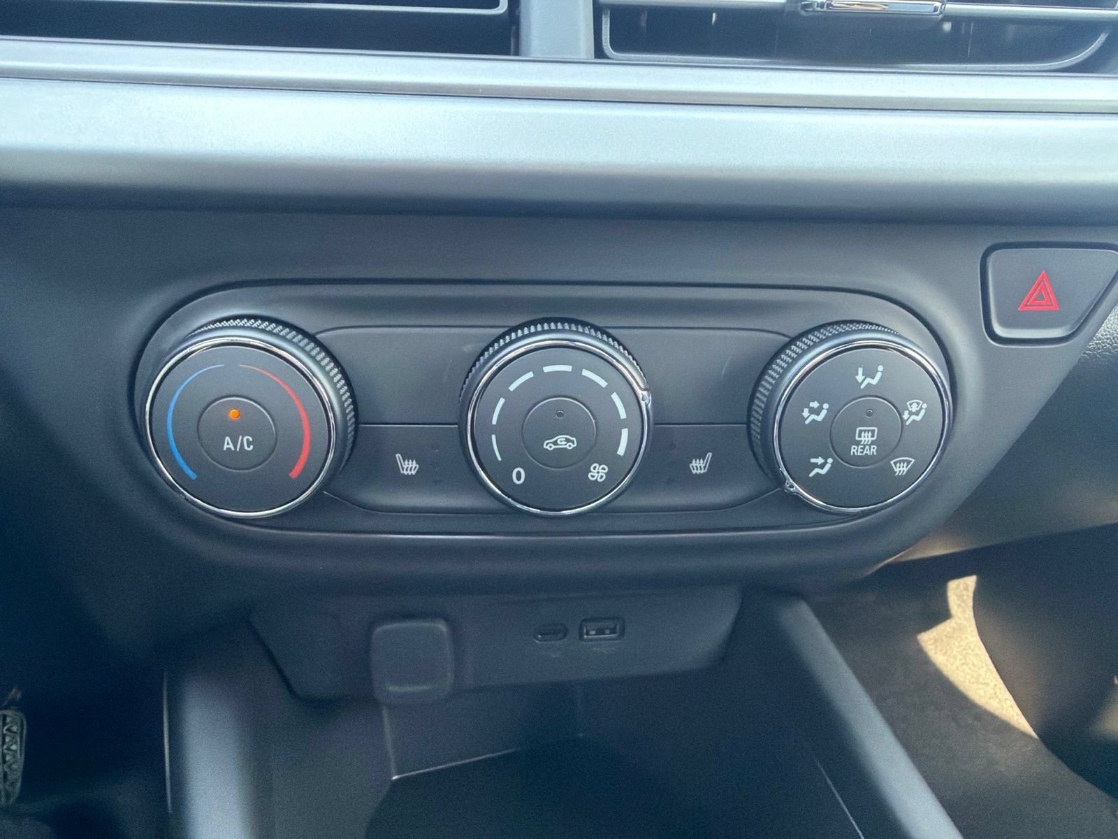 New 2026 Chevrolet Trax RS w/ Driver Confidence Package FWD image 25