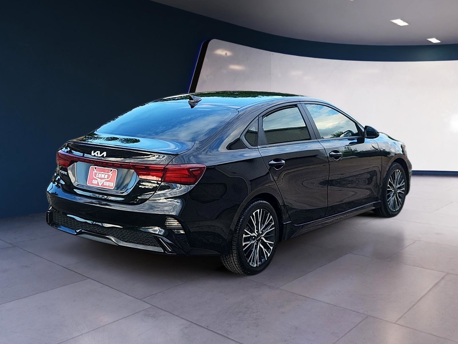 Used 2023 Kia Forte GT-Line FWD image 5