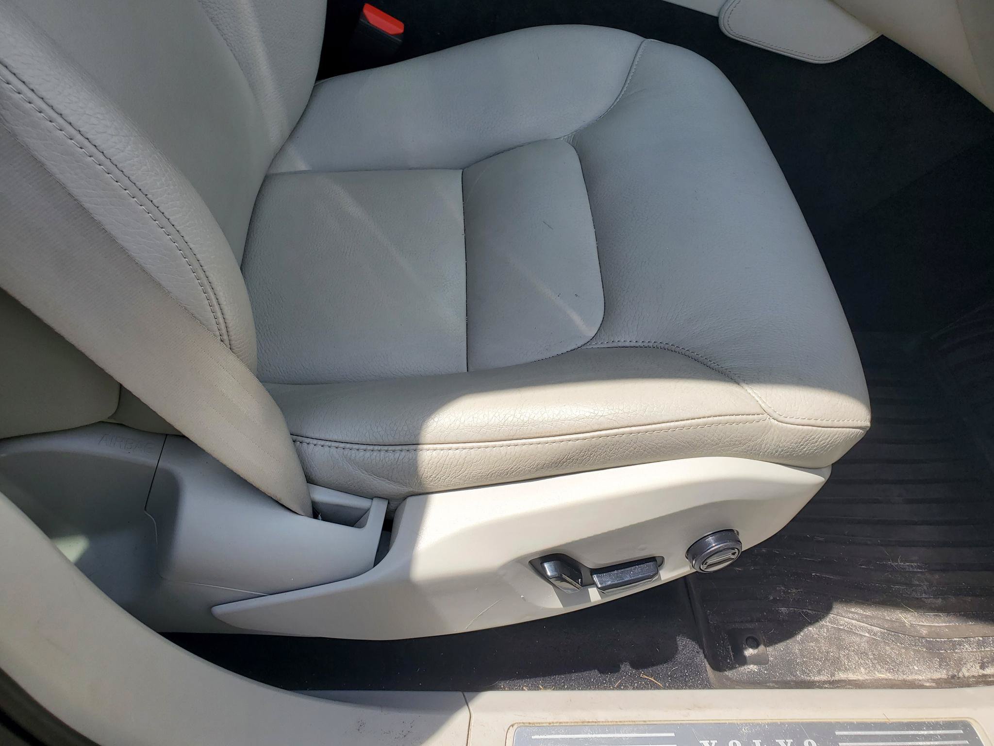 Used 2019 Volvo XC90 T5 Momentum AWD/4WD image 29