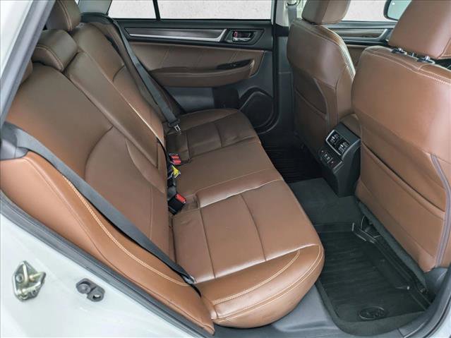 Used 2019 Subaru Outback 2.5i Touring AWD/4WD image 18