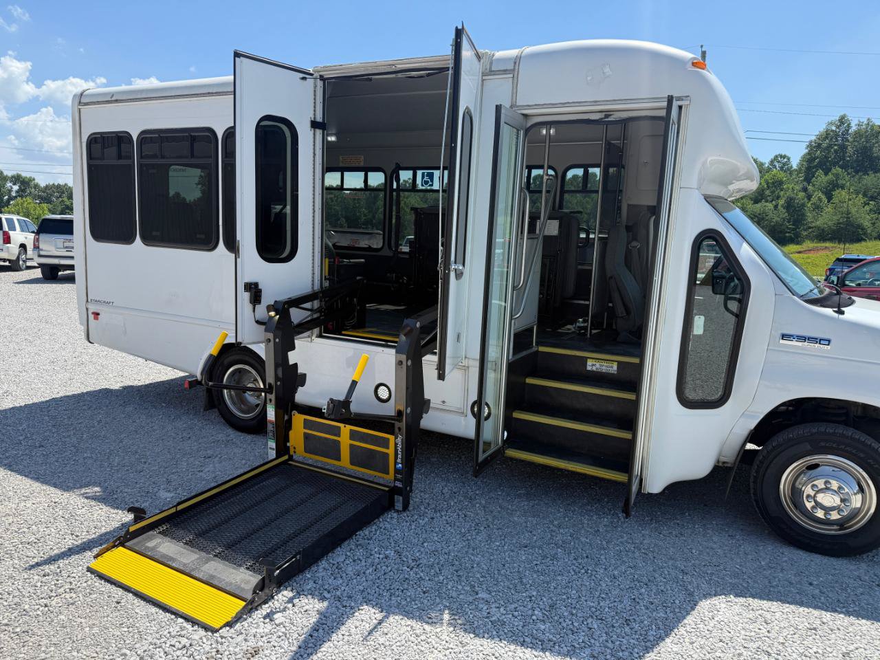 Used 2016 Ford E-350 and Econoline 350 Super Duty w/ Shuttle Bus Prep Package RWD image 10