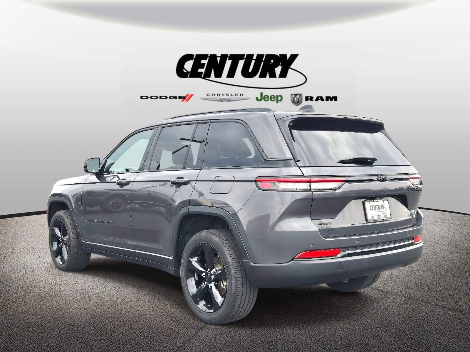 Used 2024 Jeep Grand Cherokee Altitude image 6