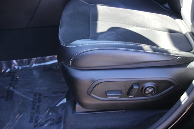 Used 2023 Jeep Grand Cherokee Altitude image 20